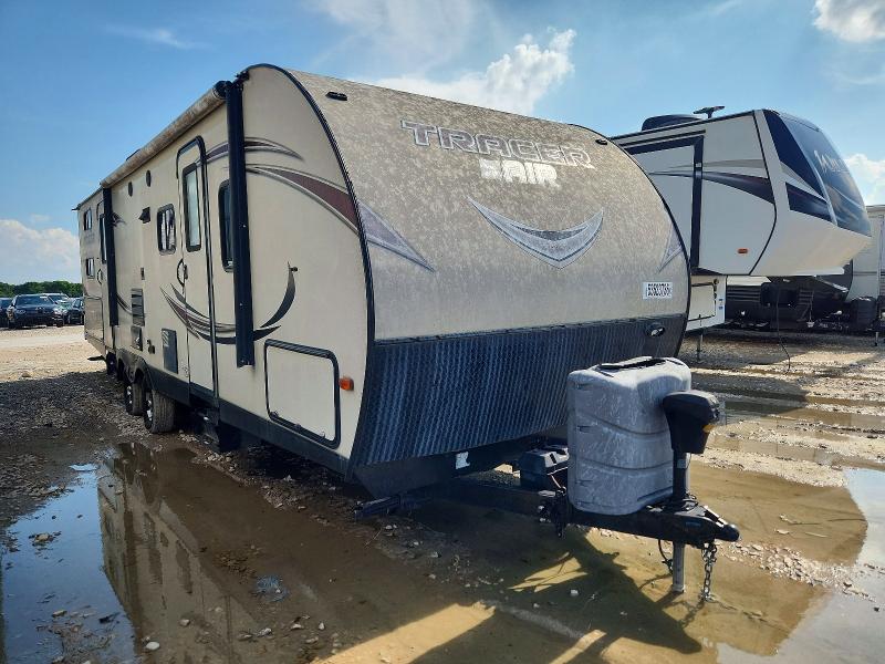 53523736 :رقم المزاد ، 5ZT2TRWB9GB510048 vin ، 2016 Tracker Recreational Vehicle (rv) مزاد بيع