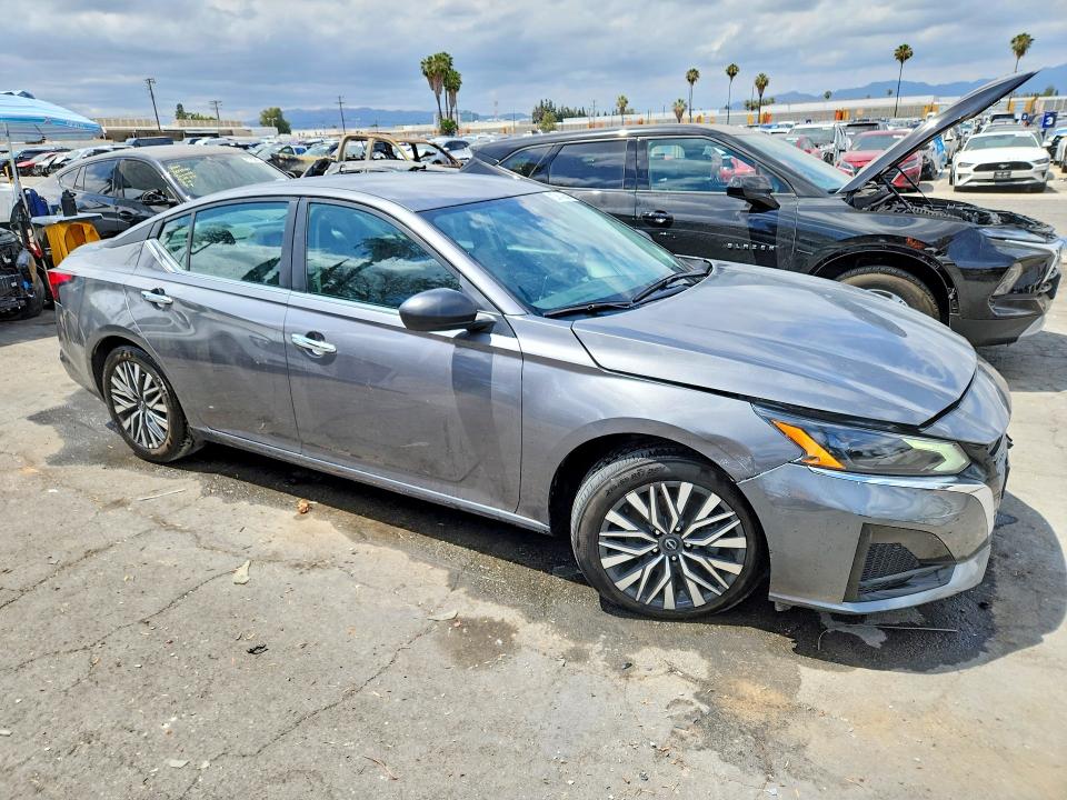 Продажа на аукционе авто 2025 Nissan Altima, vin: 1N4BL4DV6SN340424, номер лота: 54129716