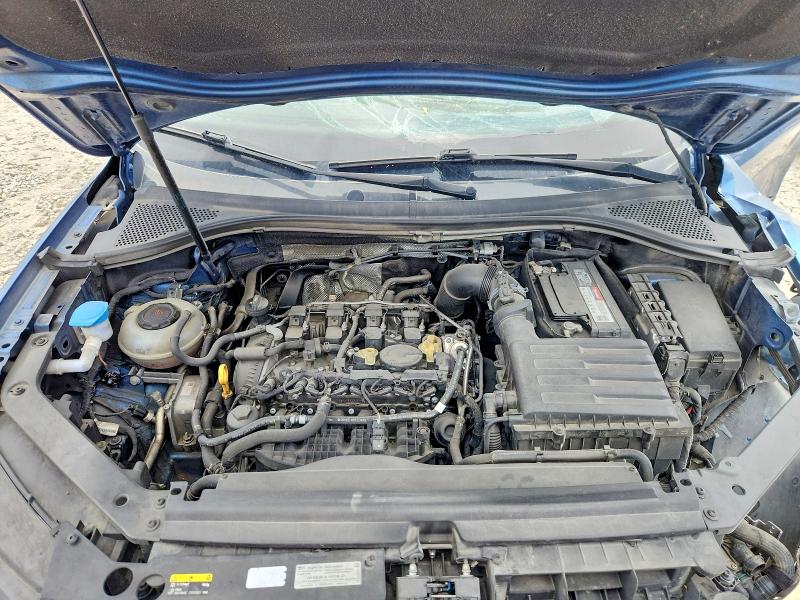 Продажа на аукционе авто 2018 Volkswagen Tiguan, vin: 3VV1B7AX9JM021447, номер лота: 51974876