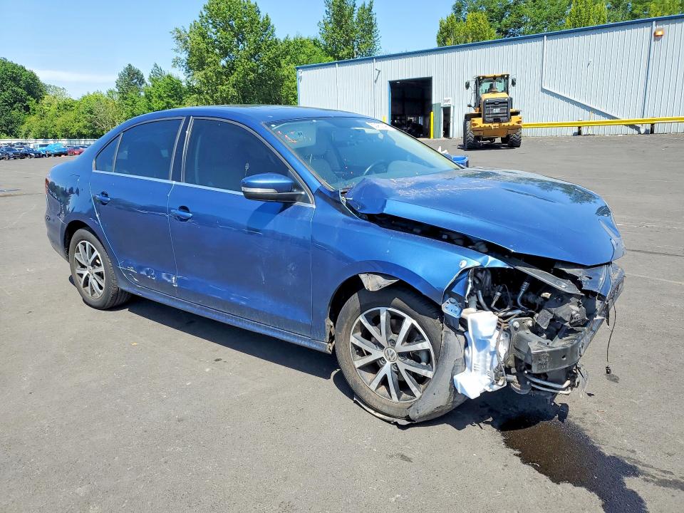 55403046 :رقم المزاد ، 3VWDB7AJ6HM289581 vin ، 2017 Volkswagen Jetta مزاد بيع