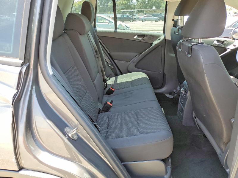 54536736 :رقم المزاد ، WVGAV7AX6FW524197 vin ، 2015 Volkswagen Tiguan مزاد بيع