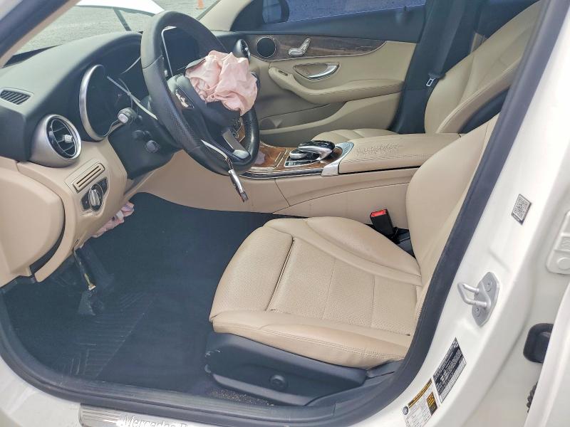 Продажа на аукционе авто 2016 Mercedes-benz C, vin: 55SWF4JBXGU142611, номер лота: 52740476
