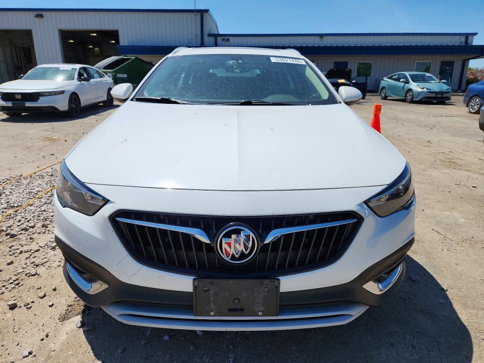 Продажа на аукционе авто 2018 Buick Regal Tourx, vin: W04GV8SX5J1149504, номер лота: 53821206