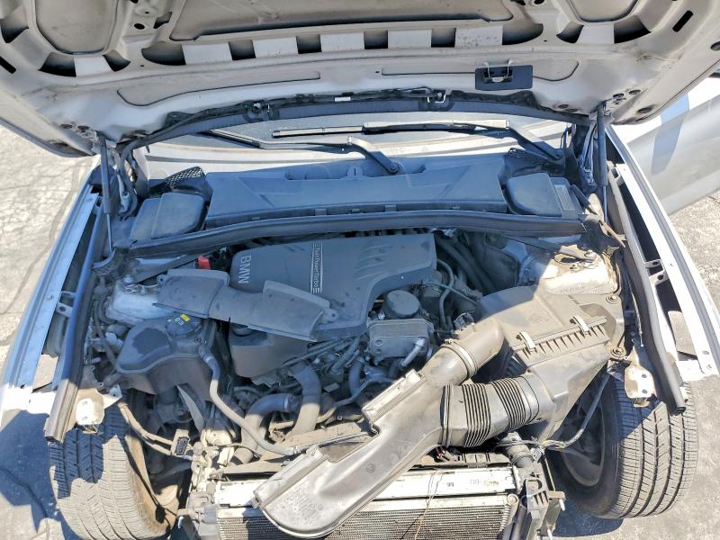 54296396 :رقم المزاد ، WBAVM1C58FVW57077 vin ، 2015 Bmw X1 مزاد بيع