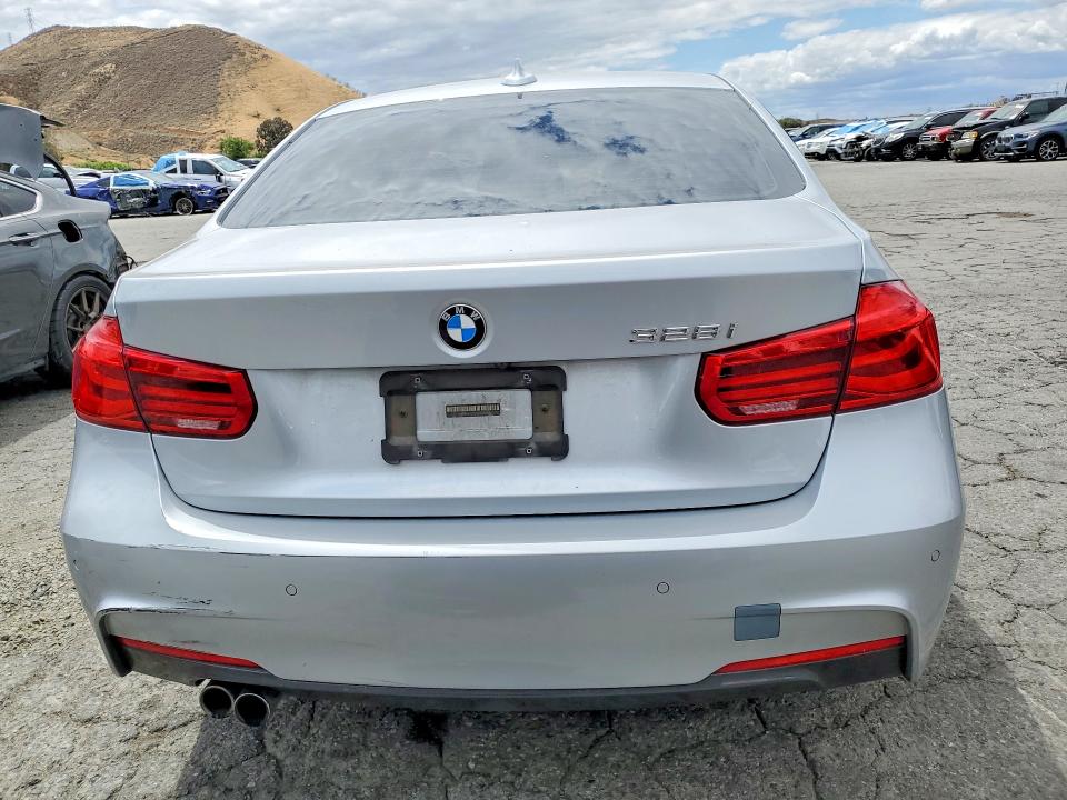 2016 Bmw 328 მანქანა იყიდება აუქციონზე, vin: WBA8E9G57GNT42985, აუქციონის ნომერი: 52368246