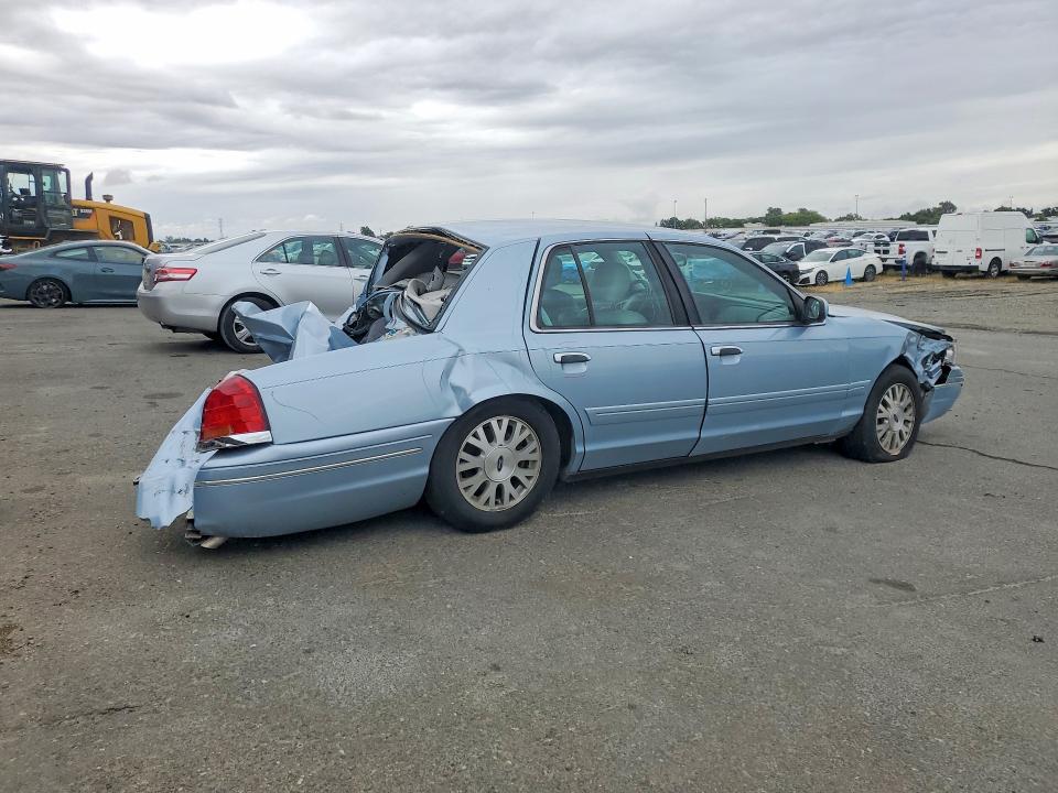 Продаж на аукціоні авто 2003 Ford Crown Victoria, vin: 2FAHP74W93X124527, номер лоту: 55216626