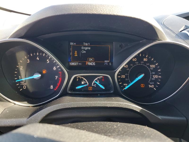 51451486 :رقم المزاد ، 1FMCU0GD2HUC19410 vin ، 2017 Ford Escape مزاد بيع