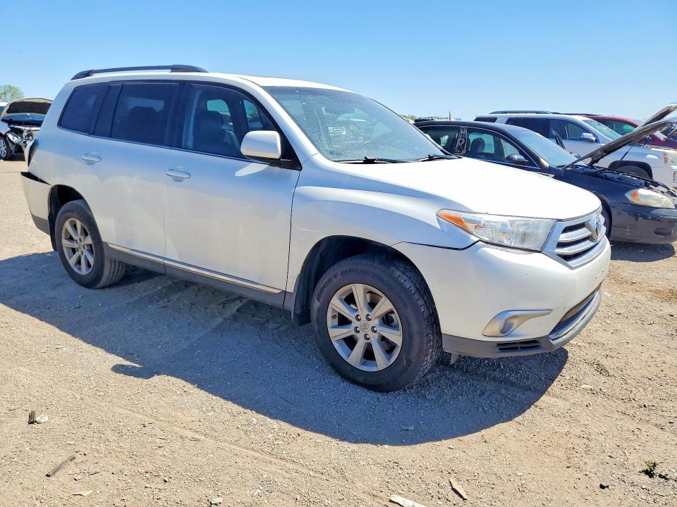 2013 Toyota Highlander მანქანა იყიდება აუქციონზე, vin: 5TDBK3EHXDS275834, აუქციონის ნომერი: 53018446