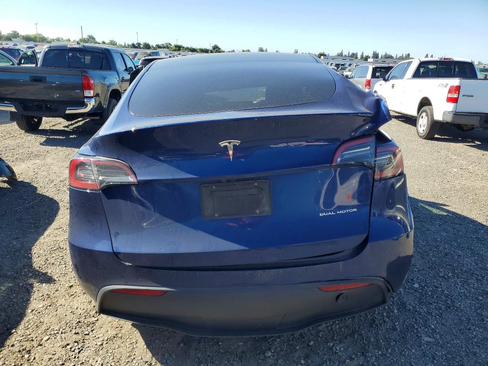 Продаж на аукціоні авто 2024 Tesla Model Y, vin: 7SAYGDEE9RF983496, номер лоту: 53243016