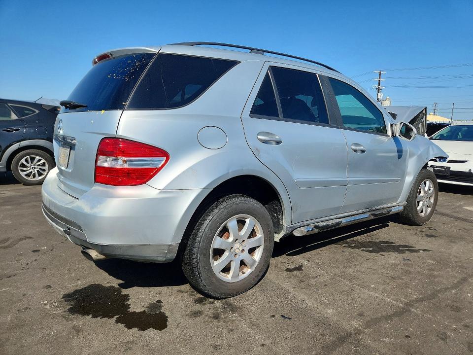 Продажа на аукционе авто 2006 Mercedes-benz Ml, vin: 4JGBB86E06A005251, номер лота: 52838226