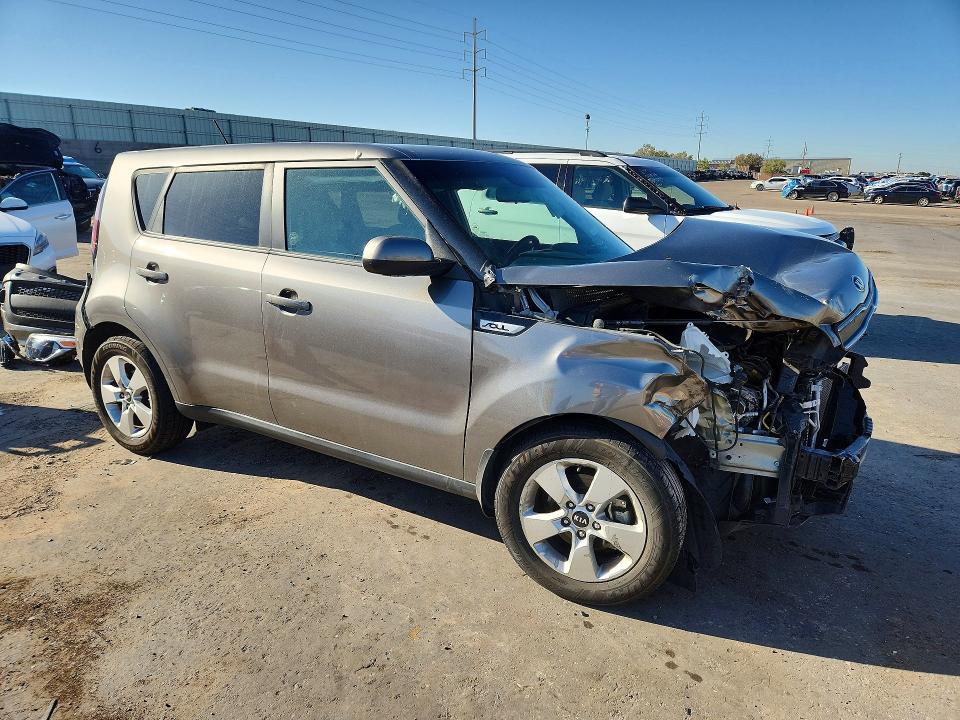 54393626 :رقم المزاد ، KNDJN2A29H7464098 vin ، 2017 Kia Soul مزاد بيع