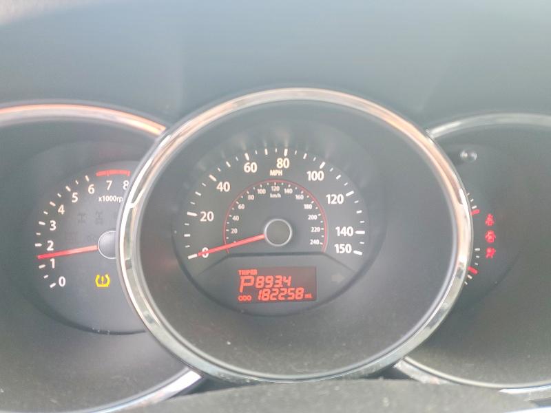 2011 Kia Sorento მანქანა იყიდება აუქციონზე, vin: 5XYKT3A19BG138013, აუქციონის ნომერი: 52869746