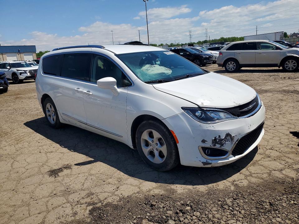 54388916 :رقم المزاد ، 2C4RC1EG8HR644003 vin ، 2017 Chrysler Pacifica مزاد بيع