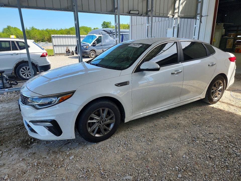 2019 Kia Optima მანქანა იყიდება აუქციონზე, vin: 5XXGT4L38KG327122, აუქციონის ნომერი: 52064326