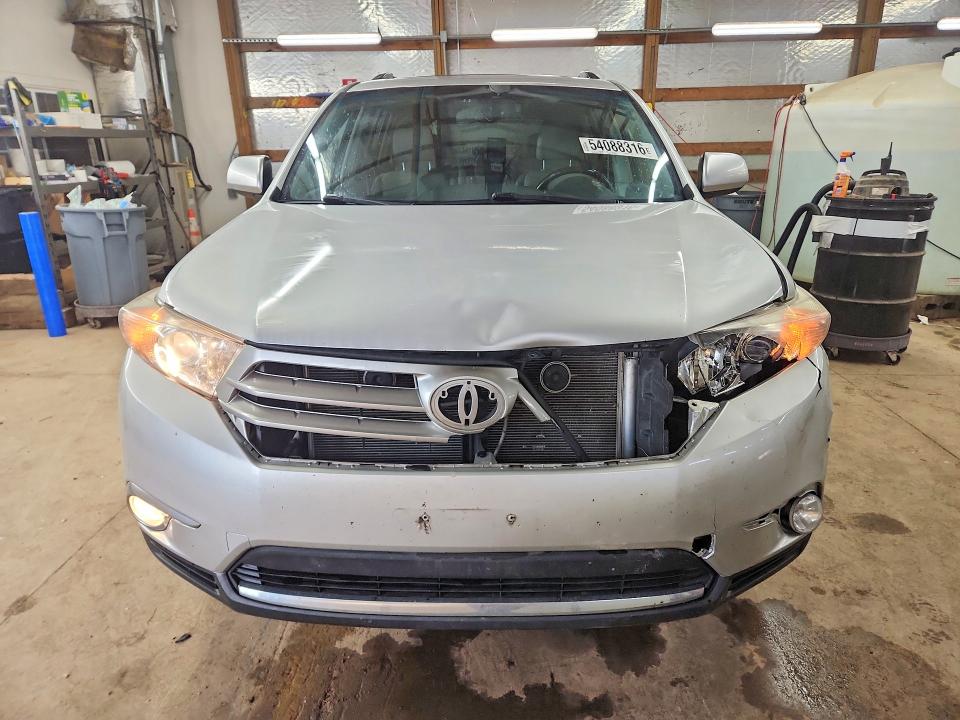 2012 Toyota Highlander მანქანა იყიდება აუქციონზე, vin: 5TDBK3EH0CS116769, აუქციონის ნომერი: 54088316
