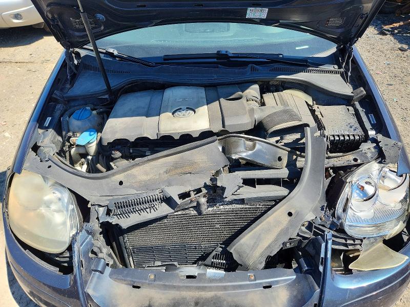 52494836 :رقم المزاد ، 3VWRZ71K79M076960 vin ، 2009 Volkswagen Jetta مزاد بيع