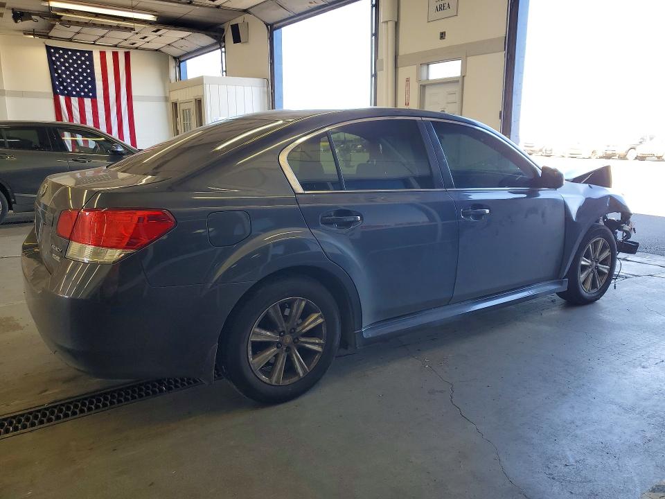 2010 Subaru Legacy 4d 4wd მანქანა იყიდება აუქციონზე, vin: 4S3BMBC65A3228309, აუქციონის ნომერი: 52876496