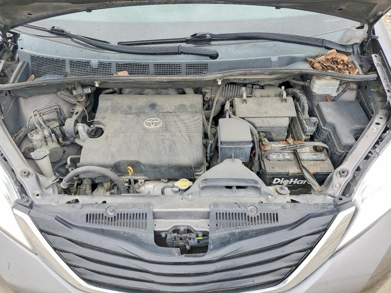 Продаж на аукціоні авто 2011 Toyota Sienna, vin: 5TDKK3DC1BS003045, номер лоту: 49495236