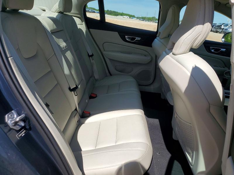 53611536 :رقم المزاد ، 7JR102FK1MG095191 vin ، 2021 Volvo S60 مزاد بيع