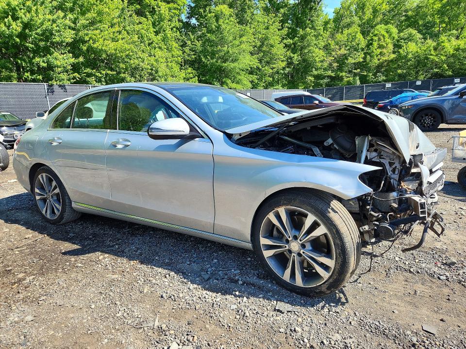 Продажа на аукционе авто 2016 Mercedes-benz C, vin: 55SWF4KB3GU168983, номер лота: 53315916