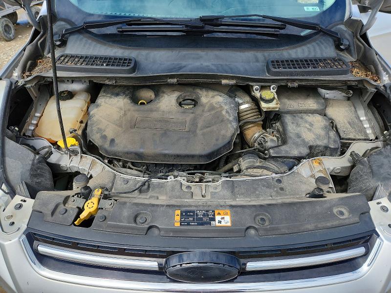 52735656 :رقم المزاد ، 1FMCU9J9XFUC58932 vin ، 2015 Ford Escape مزاد بيع