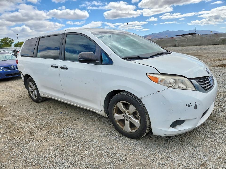 Продаж на аукціоні авто 2017 Toyota Sienna, vin: 5TDZZ3DC2HS832676, номер лоту: 55372166