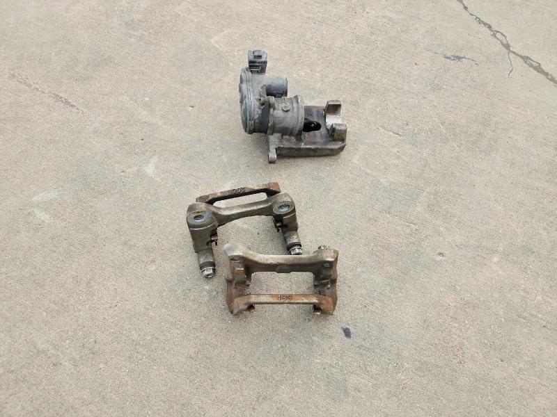 54590686 :رقم المزاد ، JA4J4VA85NZ037441 vin ، 2022 Mitsubishi Outlander مزاد بيع
