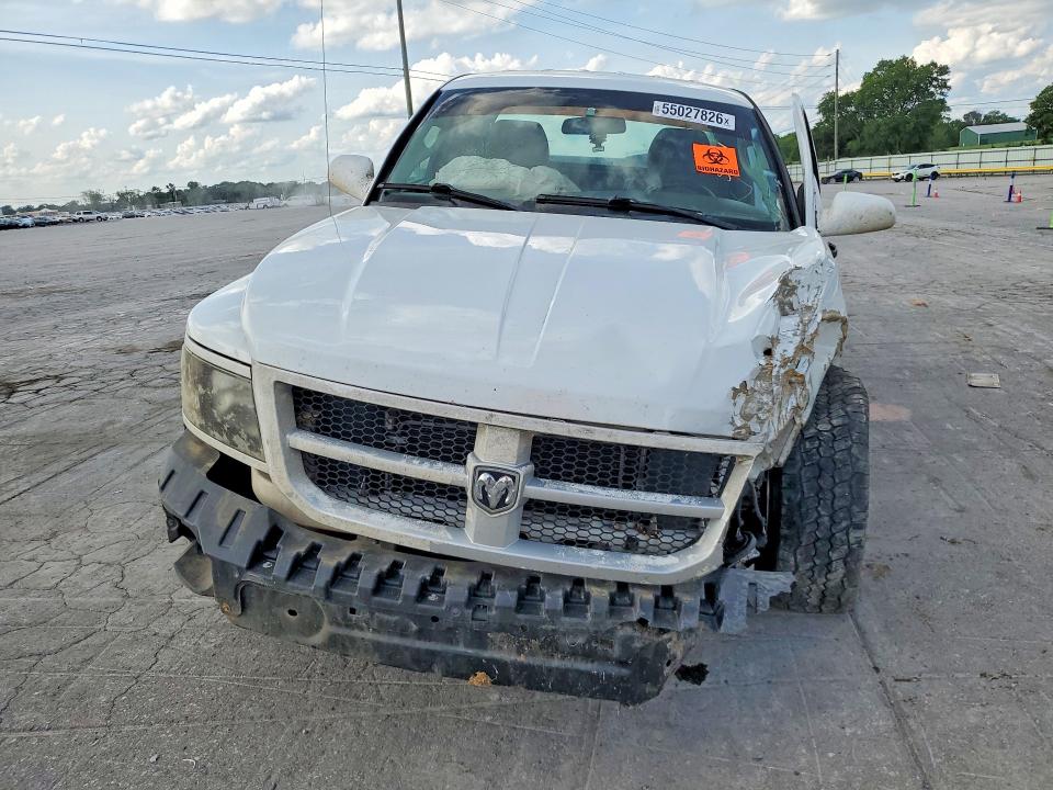 2011 Dodge Dakota მანქანა იყიდება აუქციონზე, vin: 1D7RE3BK4BS522670, აუქციონის ნომერი: 55027826