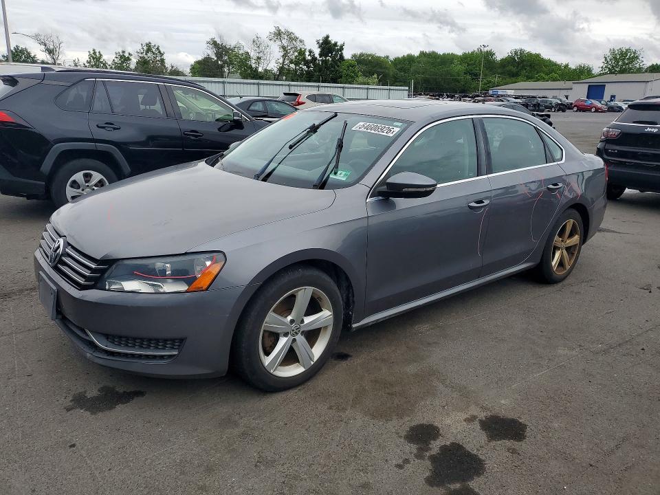 54606926 :رقم المزاد ، 1VWBP7A38CC033706 vin ، 2012 Volkswagen Passat مزاد بيع