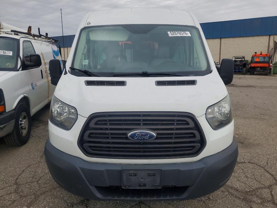 2015 Ford Transit მანქანა იყიდება აუქციონზე, vin: 1FDZX2CM5FKA23473, აუქციონის ნომერი: 52076576