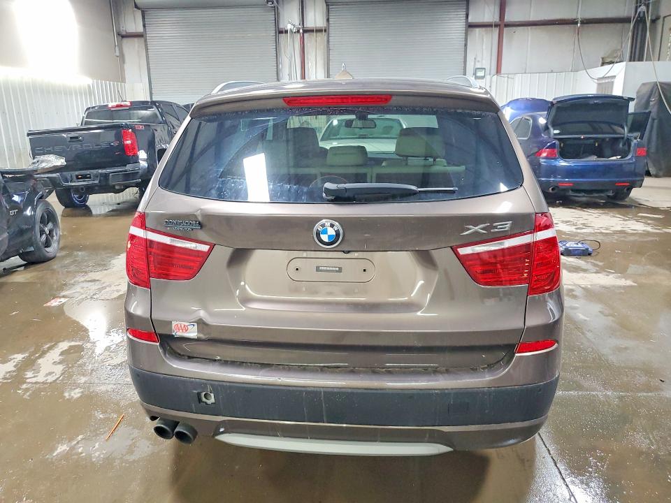 51801376 :رقم المزاد ، 5UXWX9C57D0A23249 vin ، 2013 Bmw X3 مزاد بيع