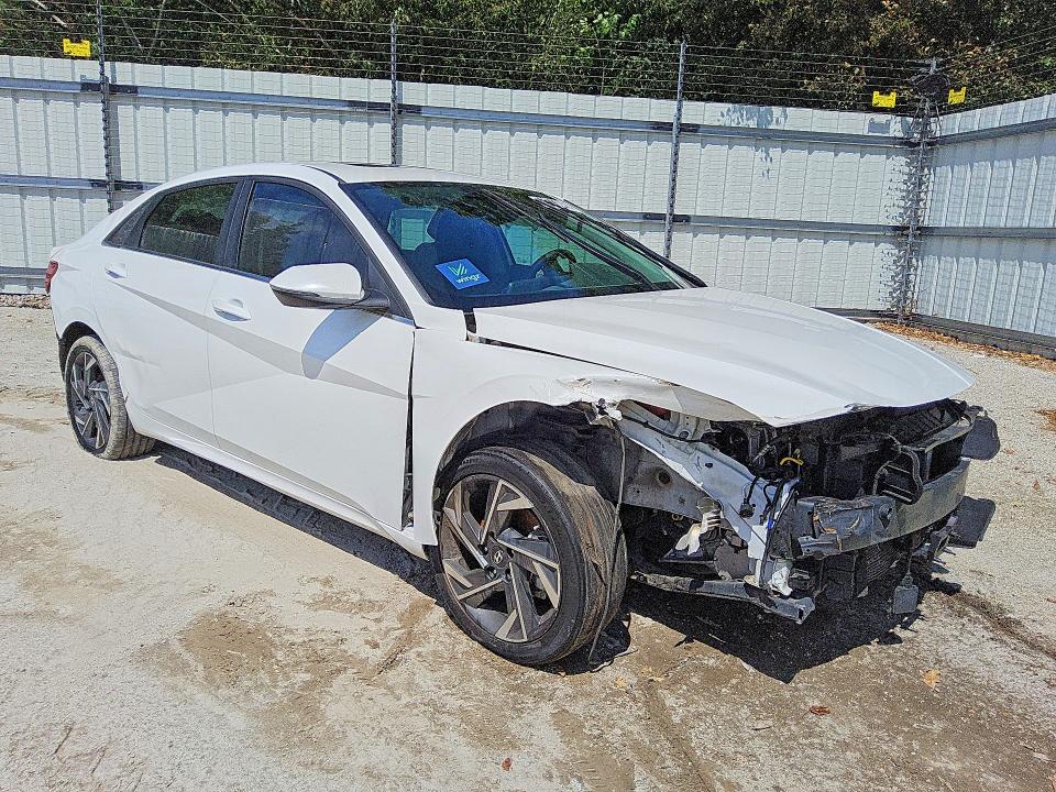 2024 Hyundai Elantra მანქანა იყიდება აუქციონზე, vin: KMHLN4DJXRU107096, აუქციონის ნომერი: 53273846