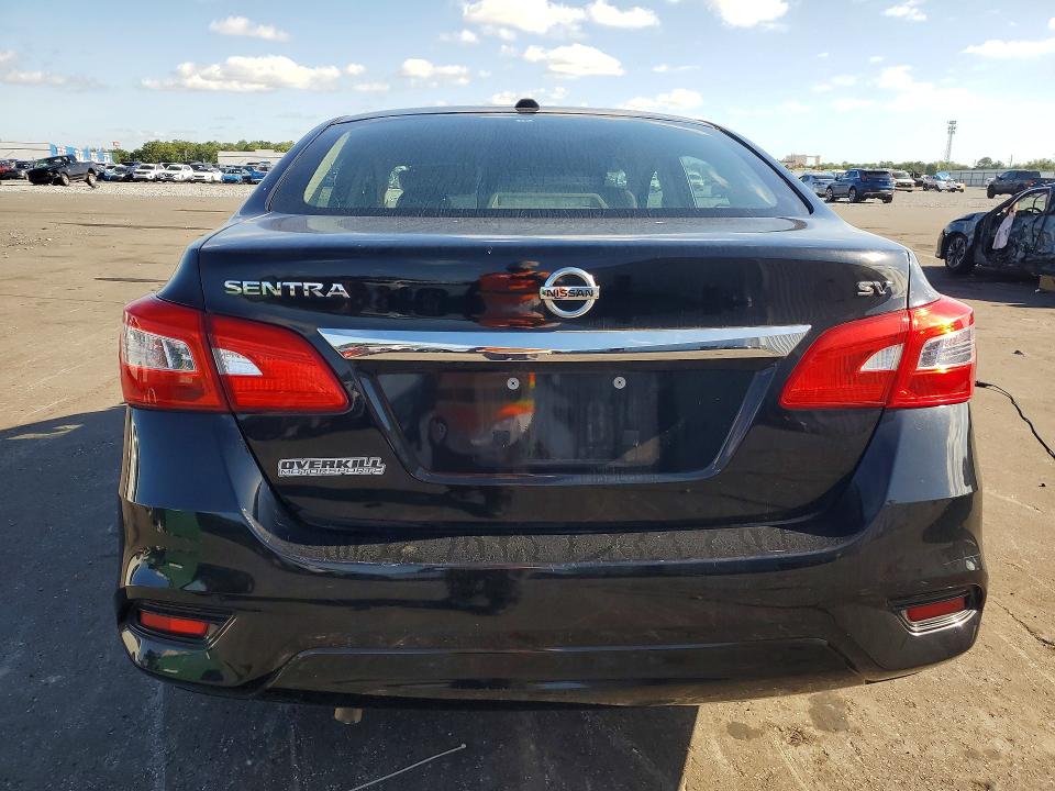 2018 Nissan Sentra მანქანა იყიდება აუქციონზე, vin: 3N1AB7AP8JY243228, აუქციონის ნომერი: 53422606
