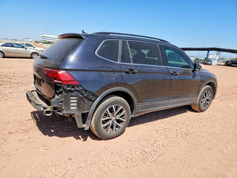 53280216 :رقم المزاد ، 3VV3B7AXXKM077536 vin ، 2019 Volkswagen Tiguan مزاد بيع