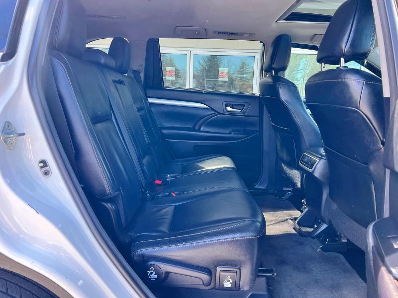 Продажа на аукционе авто 2017 Toyota Highlander, vin: 5TDJZRFH8HS357253, номер лота: 52450016