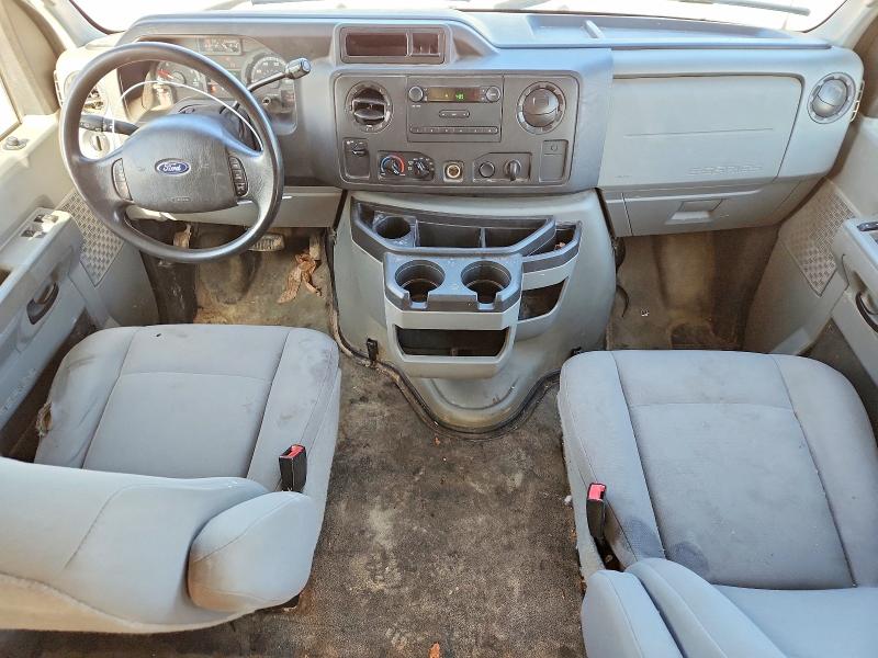 54128376 :رقم المزاد ، 1FTNE24W39DA45408 vin ، 2009 Ford Econoline مزاد بيع