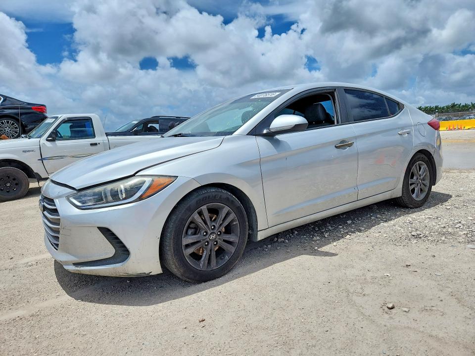 2017 Hyundai Elantra მანქანა იყიდება აუქციონზე, vin: 5NPD84LF8HH083001, აუქციონის ნომერი: 54076516
