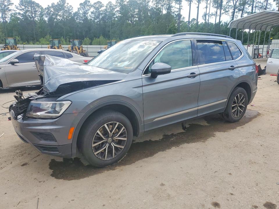 54239756 :رقم المزاد ، 3VV3B7AX2LM089083 vin ، 2020 Volkswagen Tiguan مزاد بيع