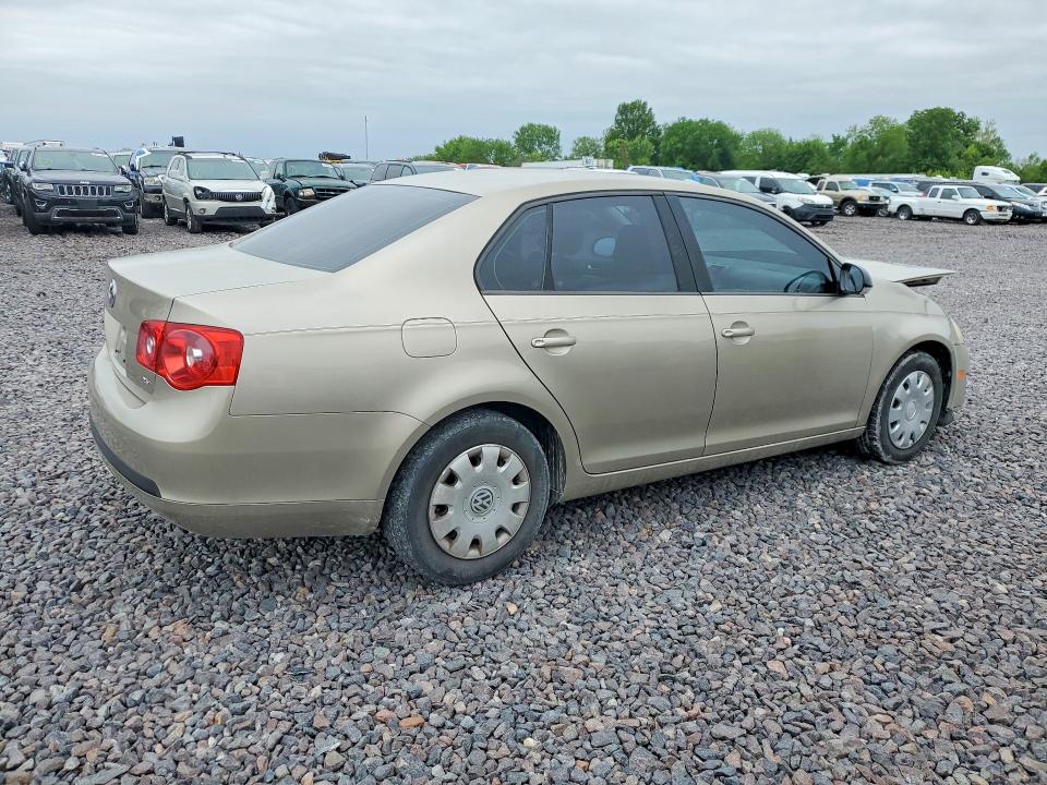 54201056 :رقم المزاد ، 3VWPG71K56M728581 vin ، 2006 Volkswagen Jetta مزاد بيع