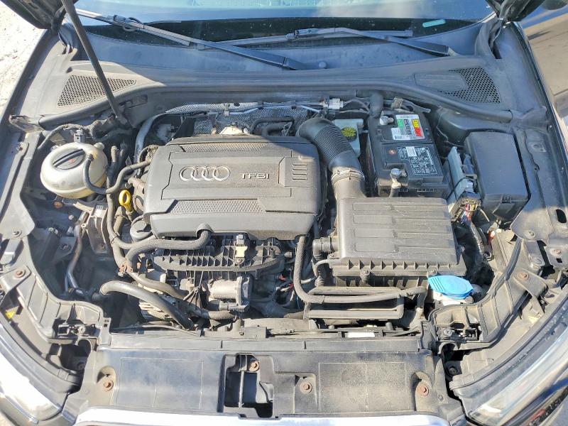 54093556 :رقم المزاد ، WAUBFGFF7F1009998 vin ، 2015 Audi A3 مزاد بيع