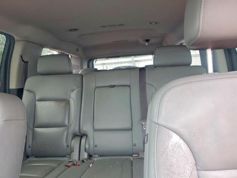 55256756 :رقم المزاد ، 1GNSKHKCXHR374994 vin ، 2017 Chevrolet Suburban مزاد بيع