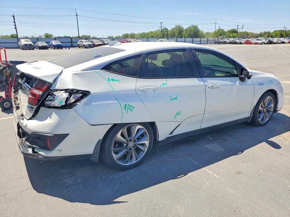 2018 Honda Clarity მანქანა იყიდება აუქციონზე, vin: JHMZC5F31JC001475, აუქციონის ნომერი: 55016356