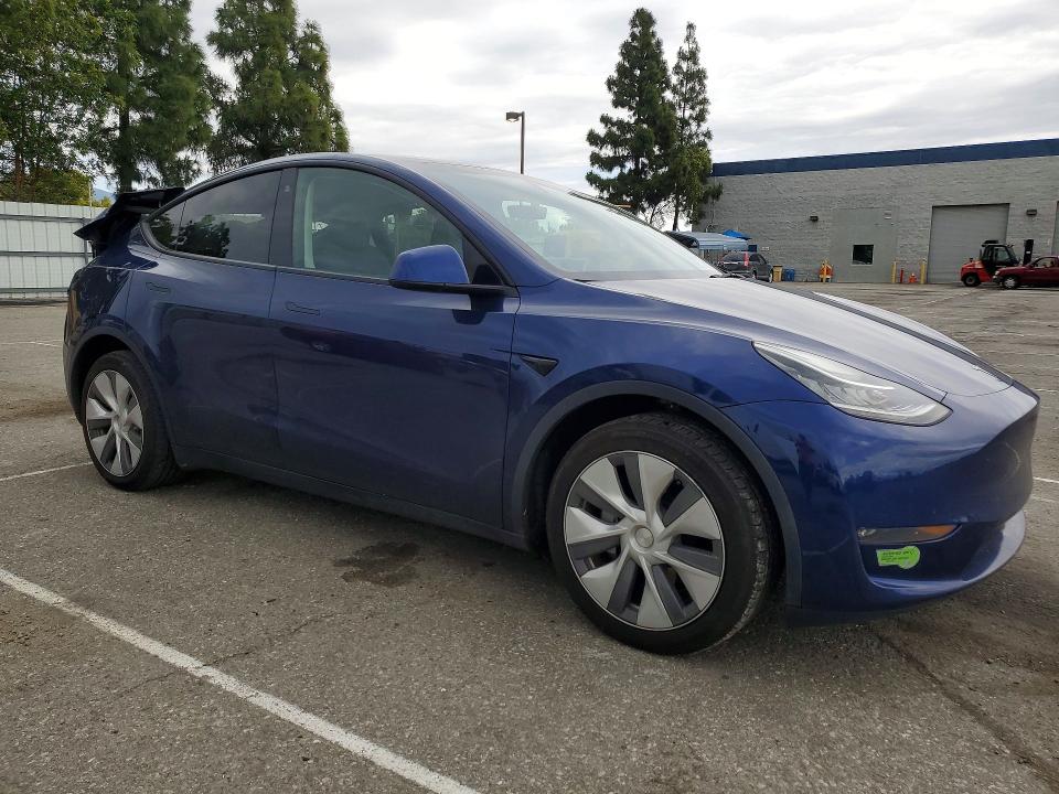 Продажа на аукционе авто 2023 Tesla Model Y, vin: 7SAYGDEE2PA117021, номер лота: 52453956