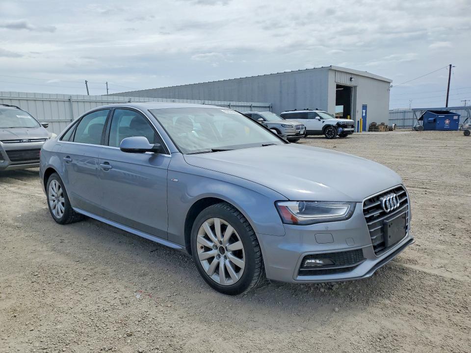 Продаж на аукціоні авто 2015 Audi A4, vin: WAUBFAFL9FN008475, номер лоту: 52539256