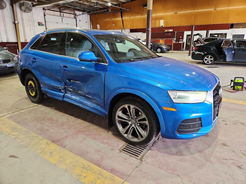 Продажа на аукционе авто 2016 Audi Q3, vin: WA1EFCFSXGR010288, номер лота: 51968376