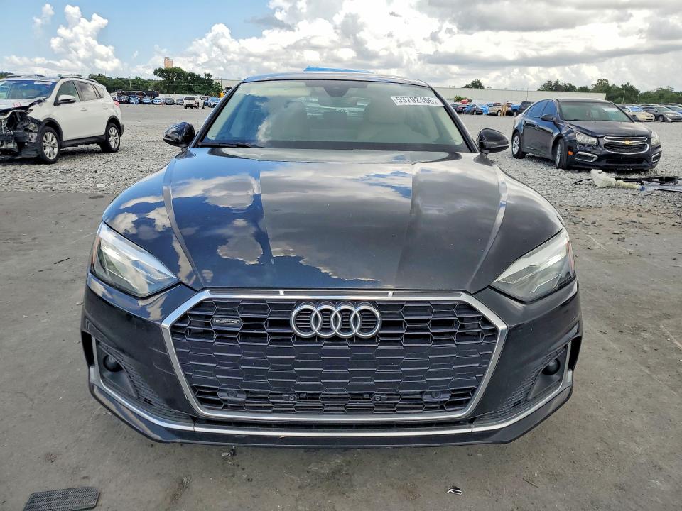 2022 Audi A5 მანქანა იყიდება აუქციონზე, vin: WAUABCF57NA010364, აუქციონის ნომერი: 53792466