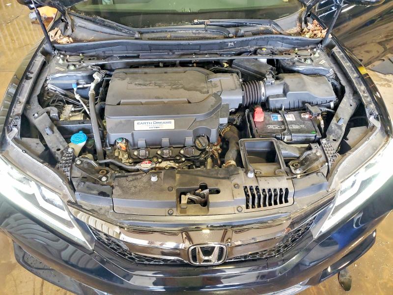 Продаж на аукціоні авто 2017 Honda Accord, vin: 1HGCT2B80HA001983, номер лоту: 54635256