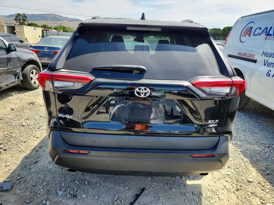 2021 Toyota Rav4 მანქანა იყიდება აუქციონზე, vin: 2T3P1RFV0MW179869, აუქციონის ნომერი: 53830926