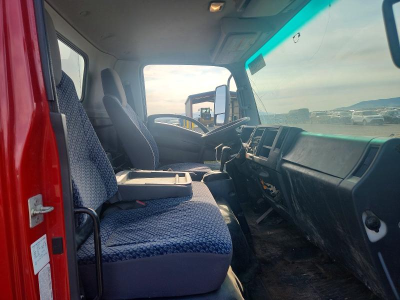 54114366 :رقم المزاد ، JALE5W162N7305218 vin ، 2022 Isuzu Nrr مزاد بيع