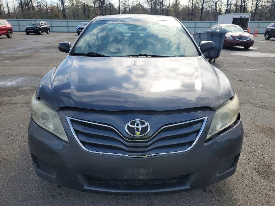 52346156 :رقم المزاد ، 4T1BF3EK9AU070573 vin ، 2010 Toyota Camry مزاد بيع
